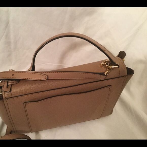 Michael Kors British Tan Pebbled Leather/Satchel - Picture 3 of 9